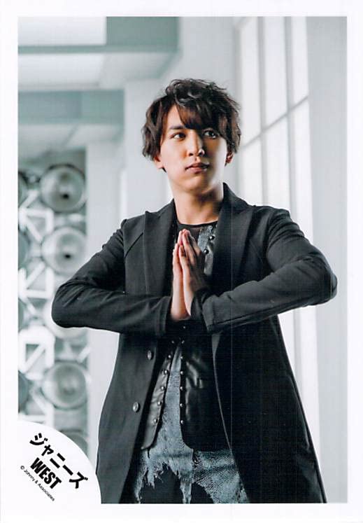 Amazon.co.jp: ジャニーズWEST 藤井流星 公式写真 写真 フォト